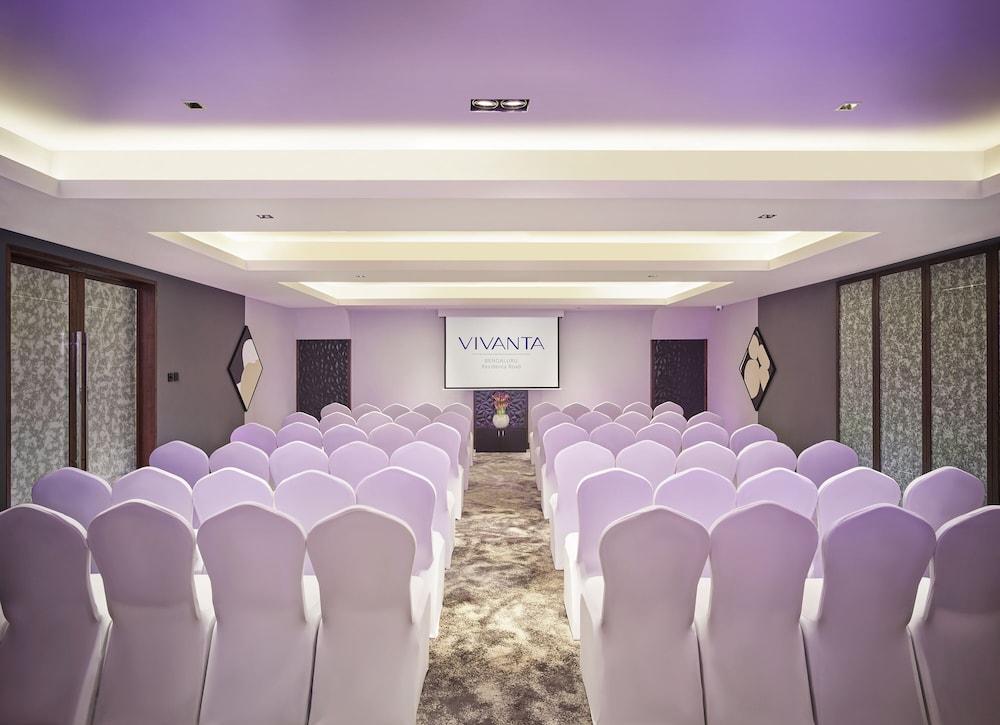 Vivanta Bengaluru Residency Road Экстерьер фото